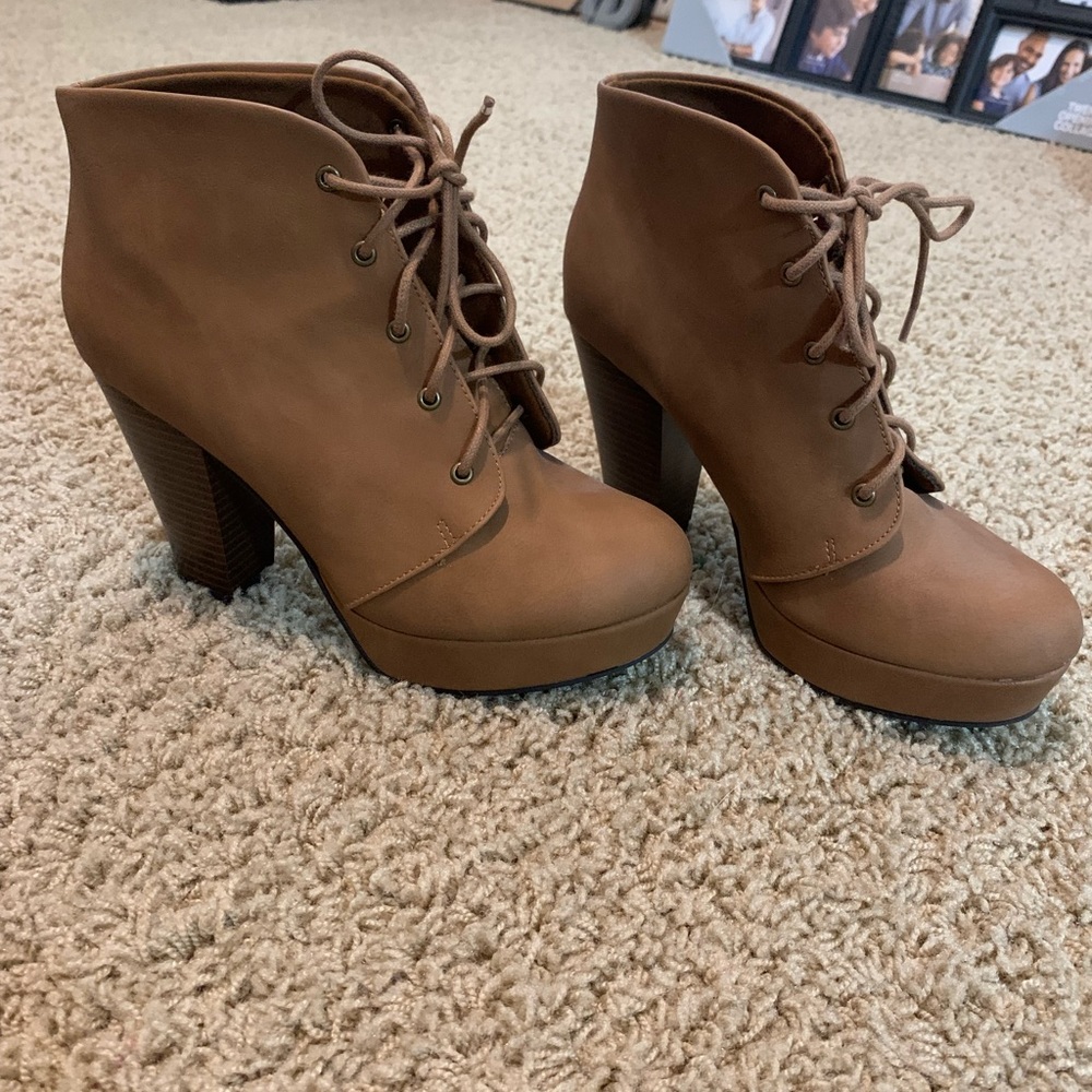 Boot heels